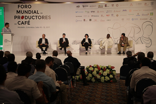 Resultado de imagen para FORO MUNDIAL DE PRODUCTORES
